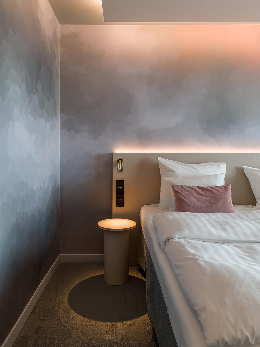 Rune & Berg Designin suunnittelema hotellihuone Sokos Hotelli Flamingossa