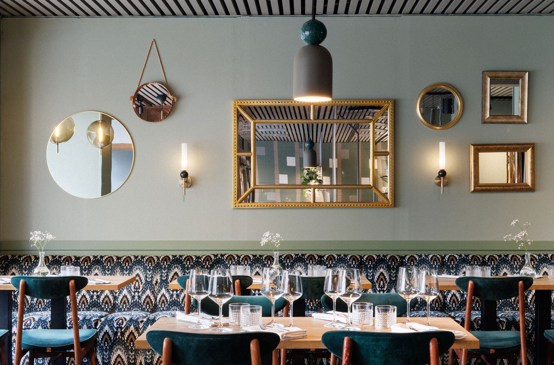Rune Berg Designin suunnittelema Bistro Bar Miljöö