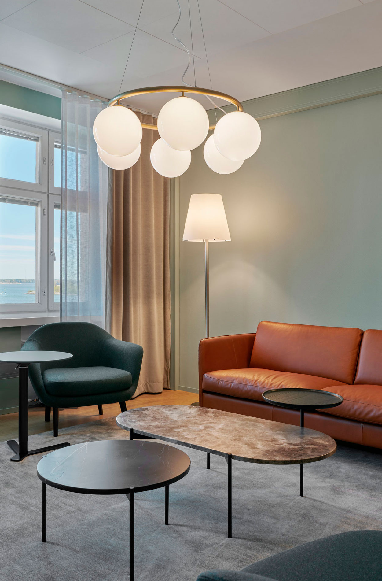 Rune & Berg Designin suunnittelema Nordhaven työympäristö lounge