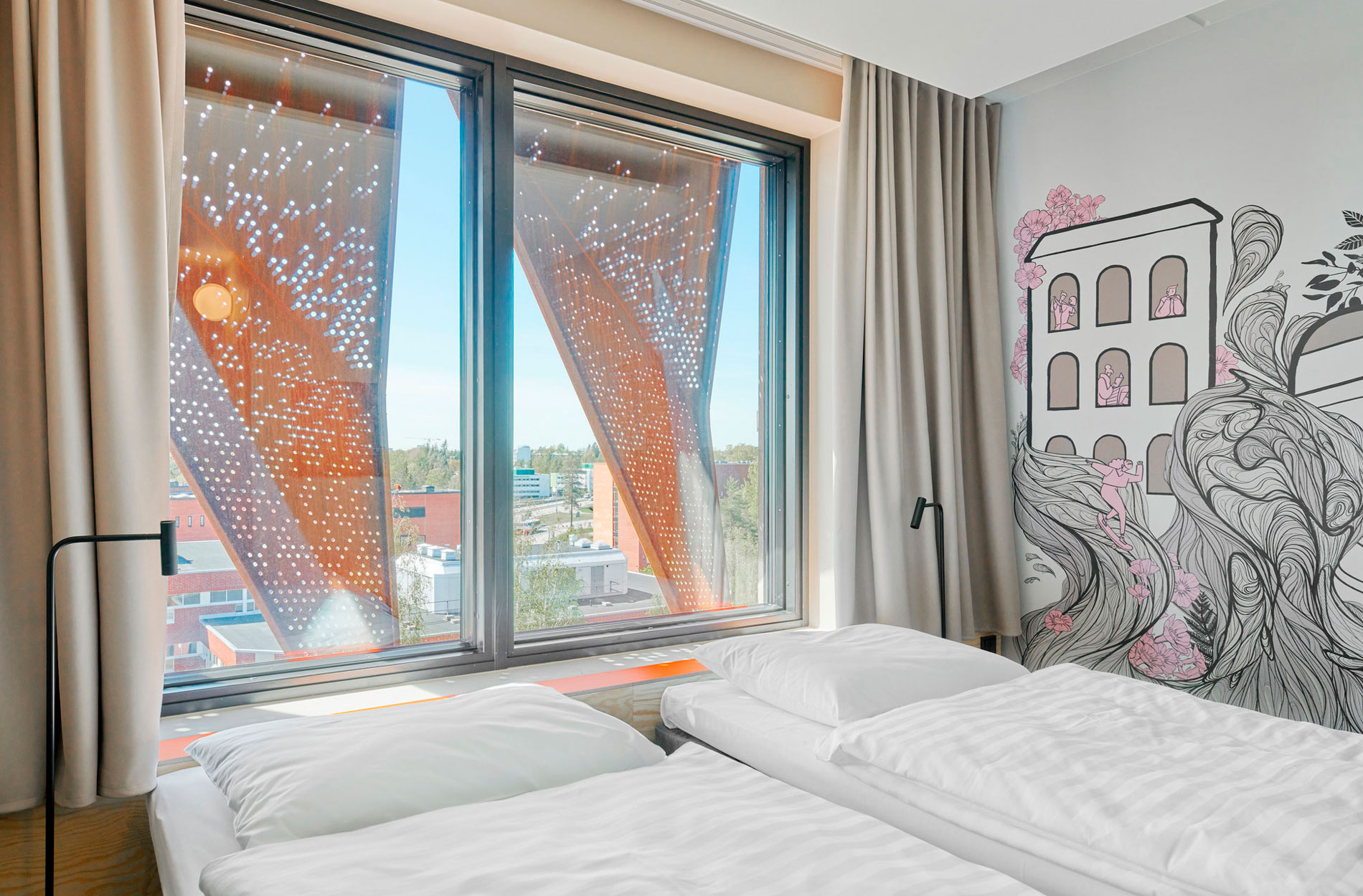 Rune & Berg Designin suunnittelema Sokos Hotel Heymo huone