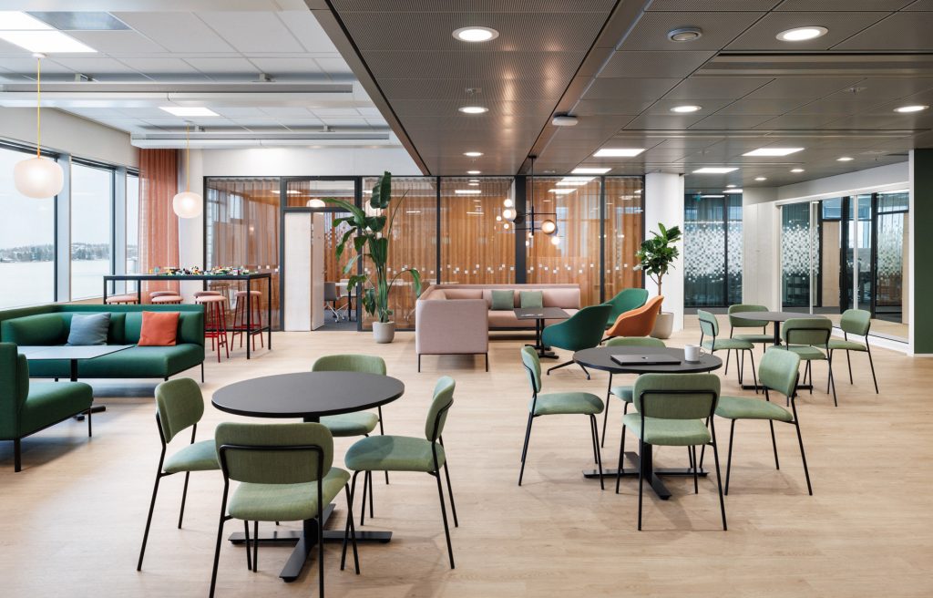 Rune & Berg Designin suunnittelema työkahvila Vaisalalle
