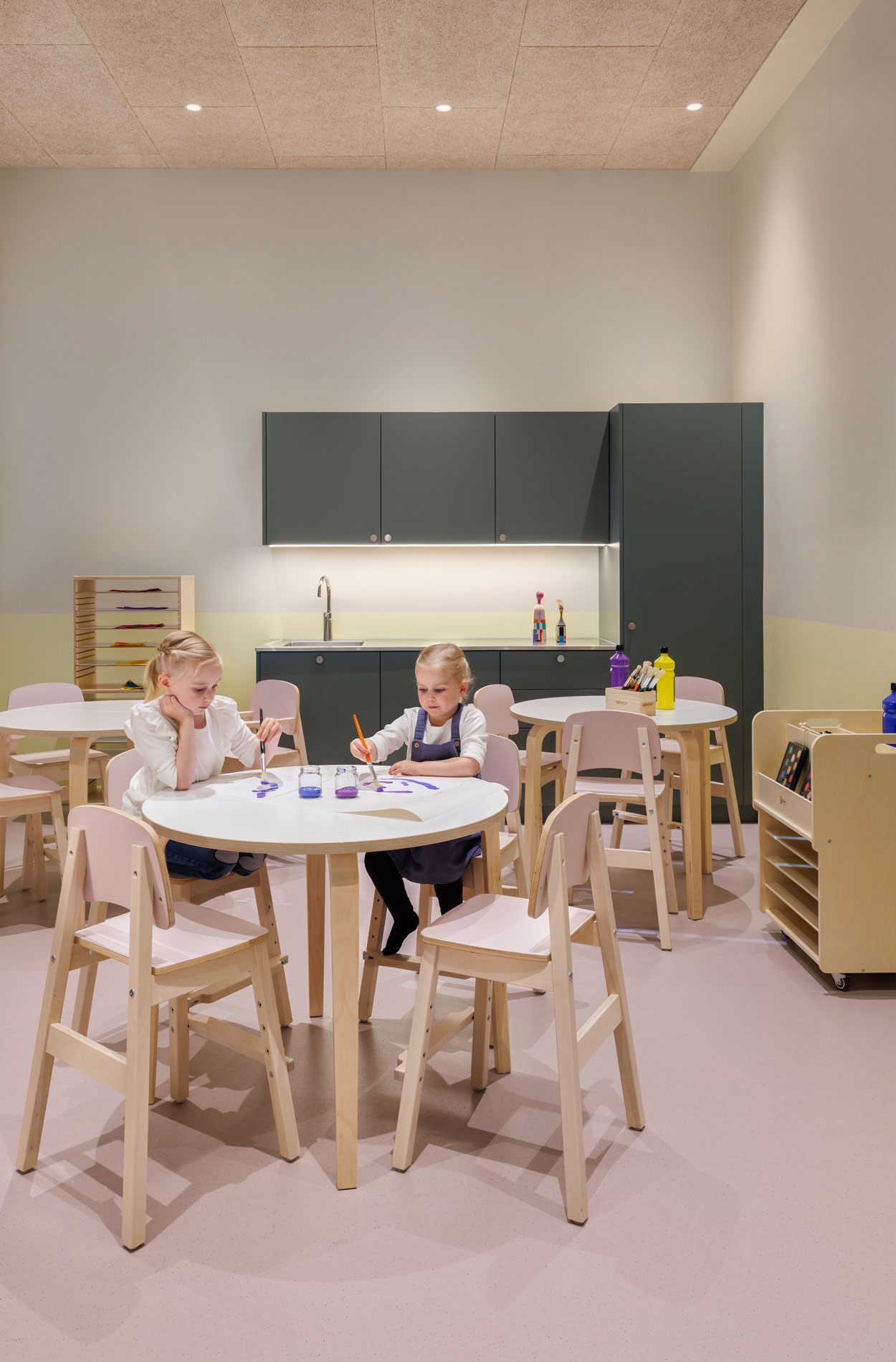 Rune & Berg Designin suunnittelema kansainvälisen yrityksen päiväkoti.