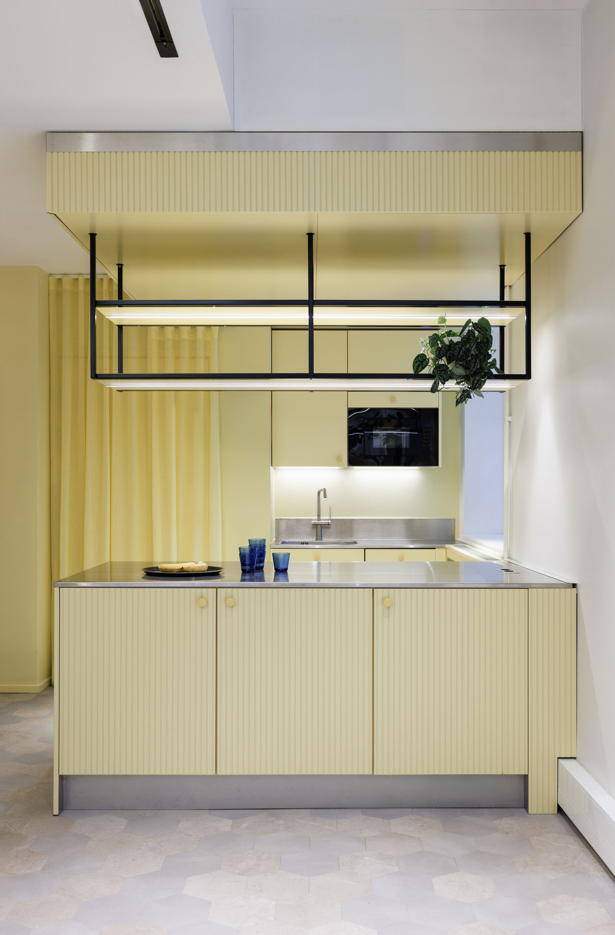 Rune & Berg Designin suunnittelemat Helsingin Kaupunginmuseon asiakasilat.